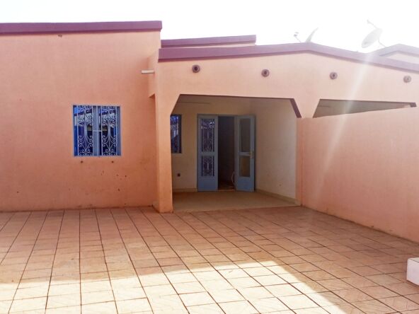 Facade mini villa Bassinko