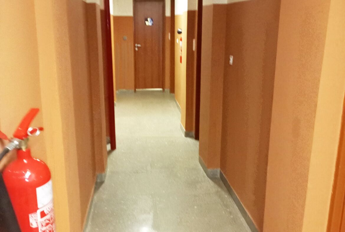 Bureaux en location au 1200 logements