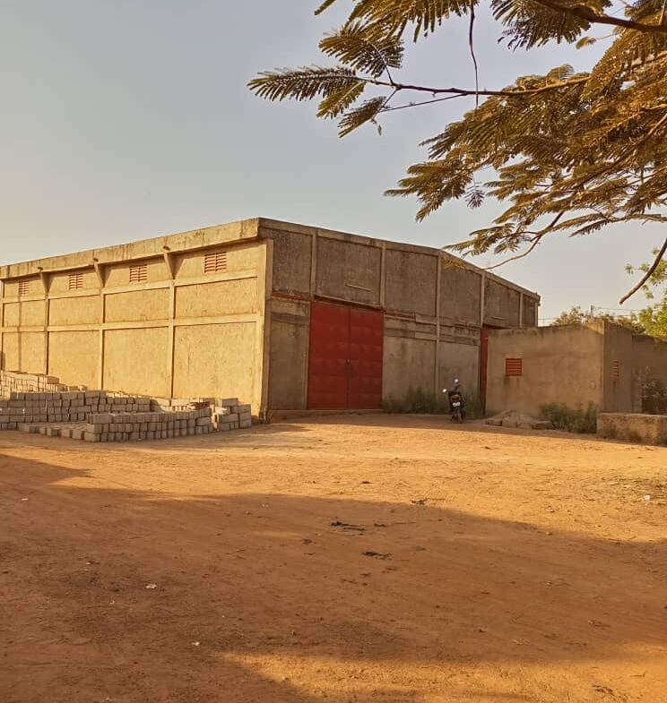 entrepôts en location à Kossoghin