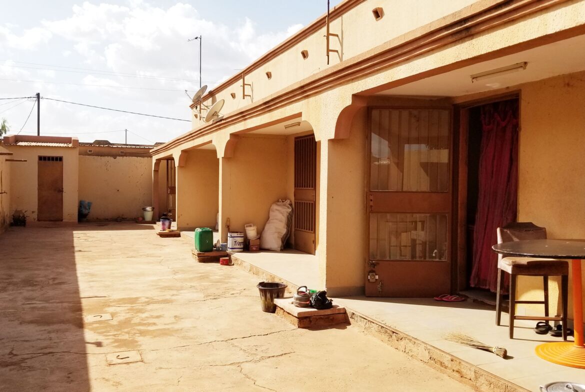 célibatorium en vente à Karpala