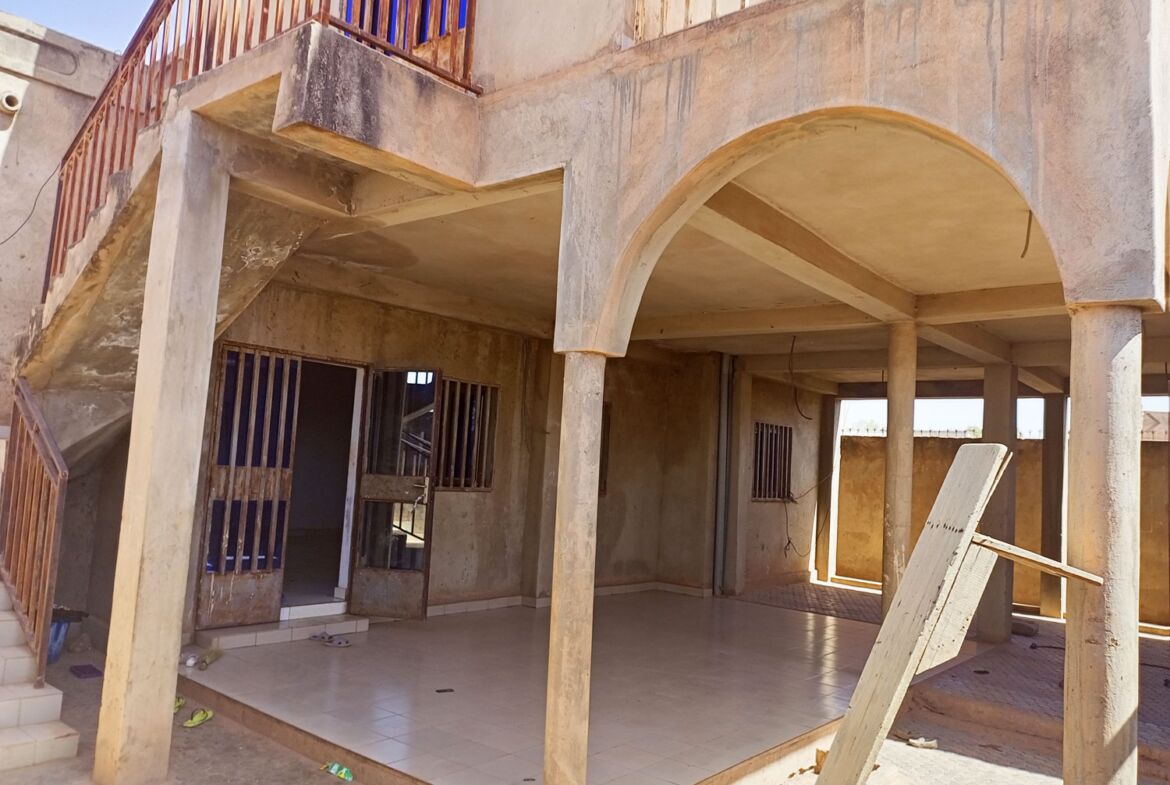 villa-duplex en vente à Tengandogo