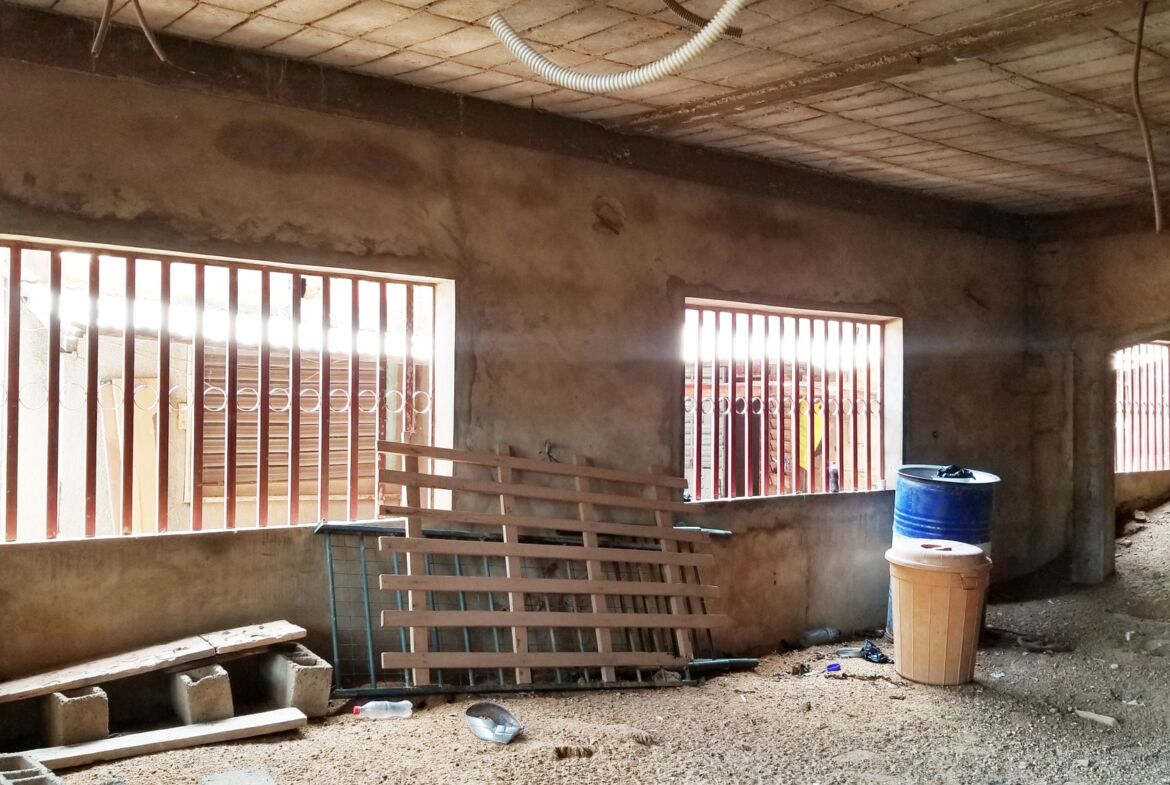 villa inachevée en vente à Zagtouli