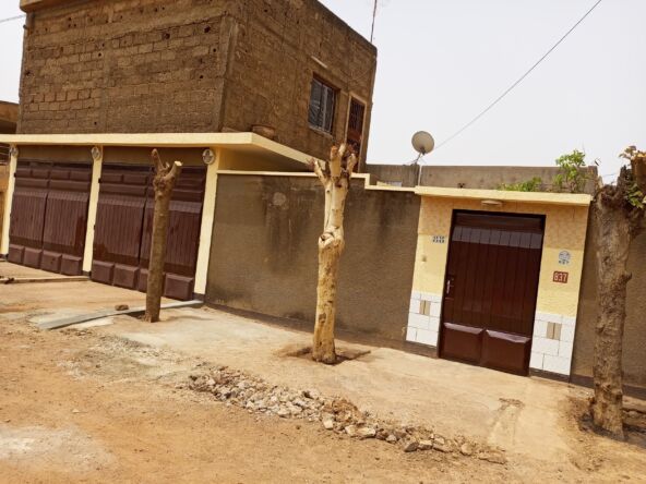Villa 3 chambres salon en location au 1200 logements à Ouagadougou sur PERFECTOR IMMOBILIER