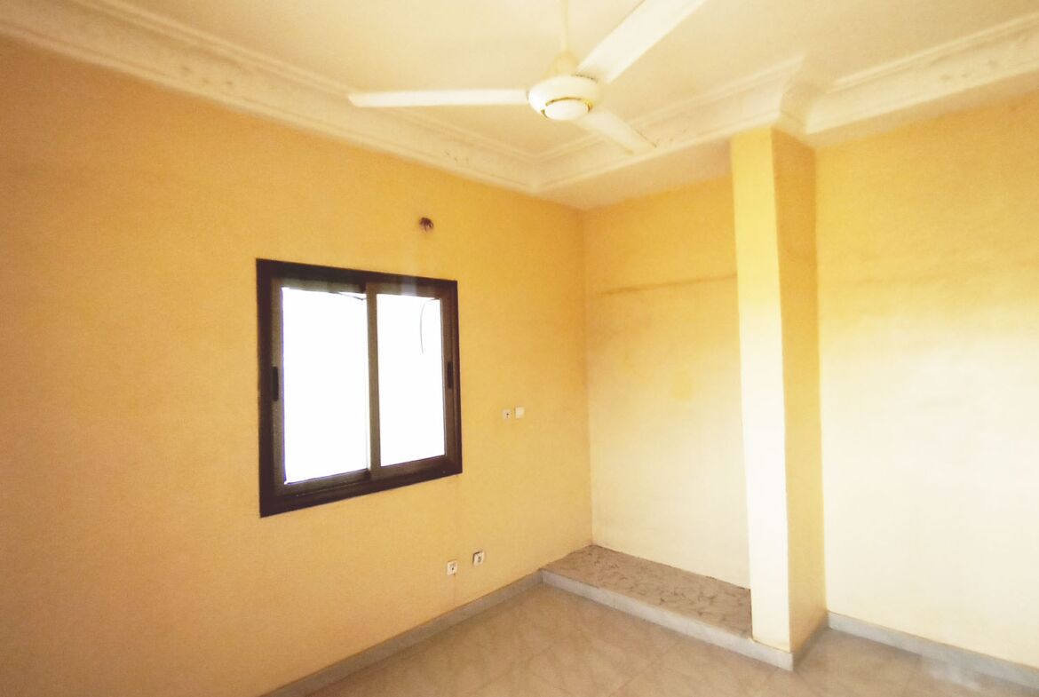 Un duplex de 7 chambres en location à Cissin