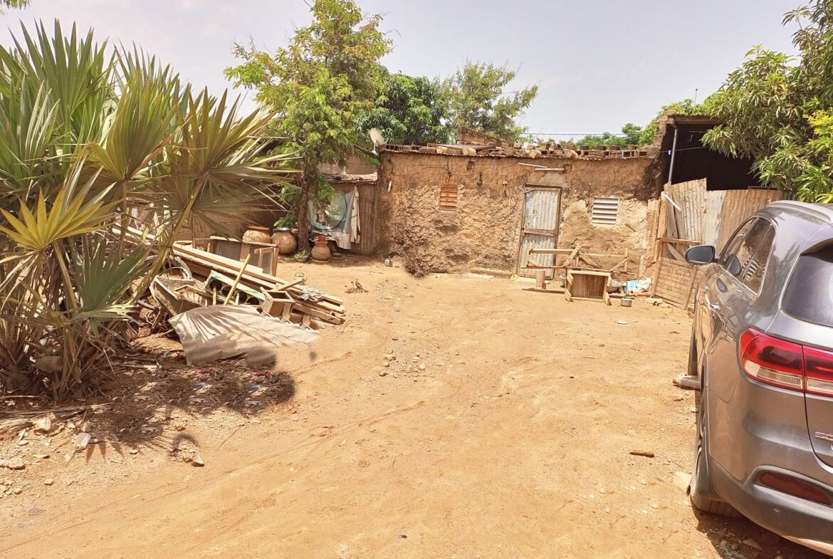 Parcelle de 450 m² en vente à Kalgondé sur Perfector Immobilier