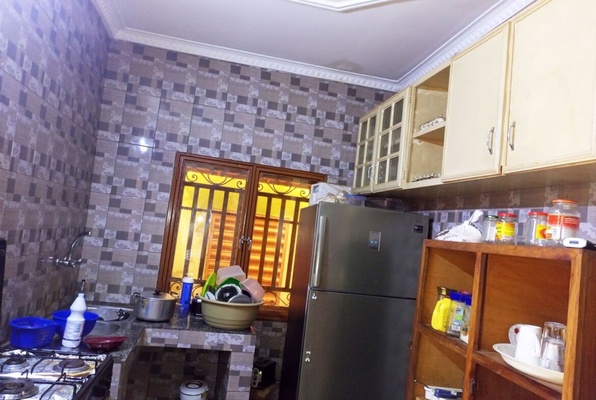 Duplex r+1 de 6 chambres en location à Nioko 1 - Saaba