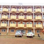 Un immeuble grand confort en location à Cissin