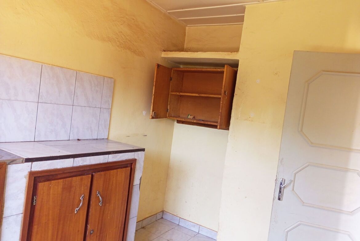 Une Mini villa de 2 chambres salon en location