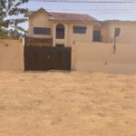 Duplex de 9 pièces en location à Zogona