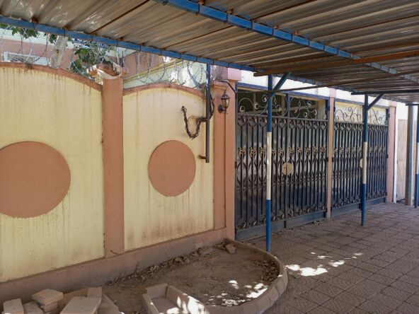 Un duplex de 4 chambres avec des bureaux en location à Ouaga2000 Zone C