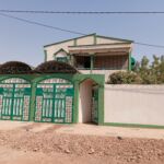 Un duplex R+1 de 5 chambres en location à Bang pooré