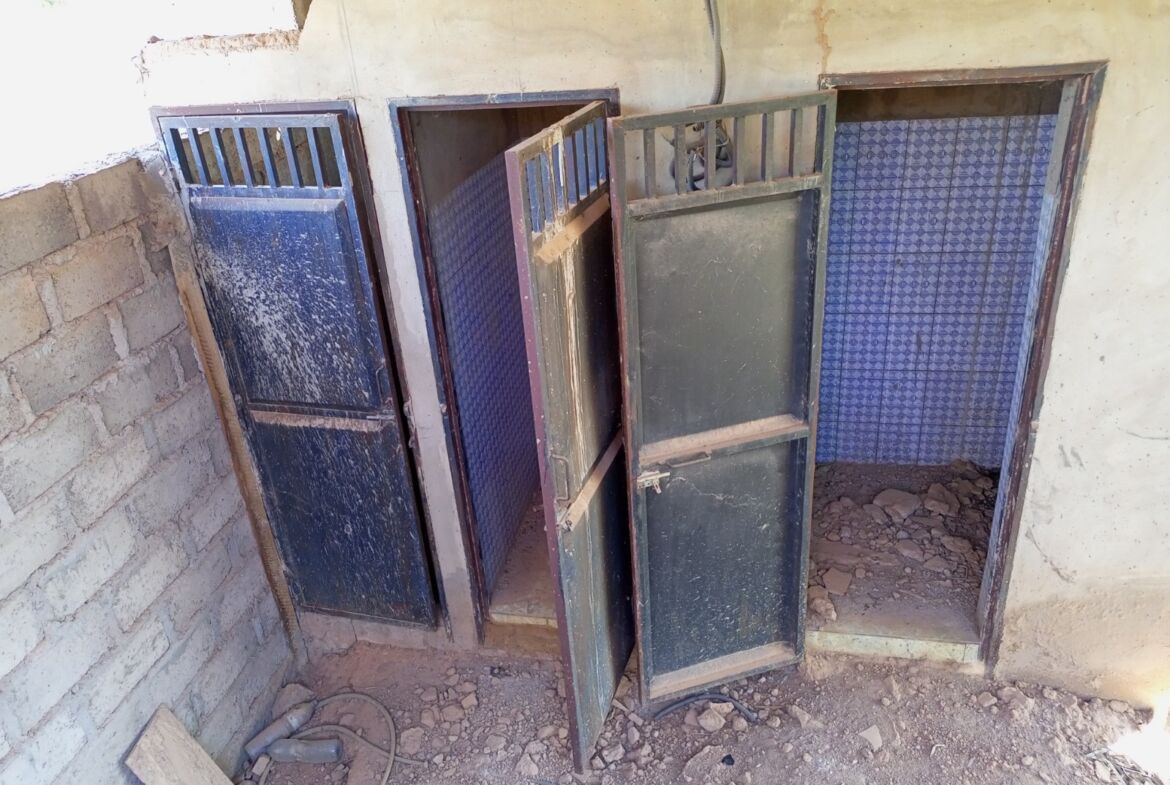 UNE VILLA INACHEVEE DE 3 CHAMBRES EN VENTE A RIMKIETA