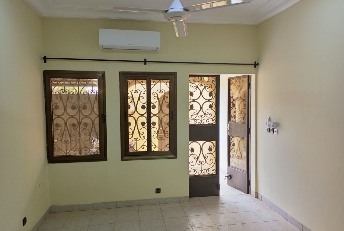 VILLAS JUMELEES DE 3 CHAMBRES EN LOCATION A KOURITENGA