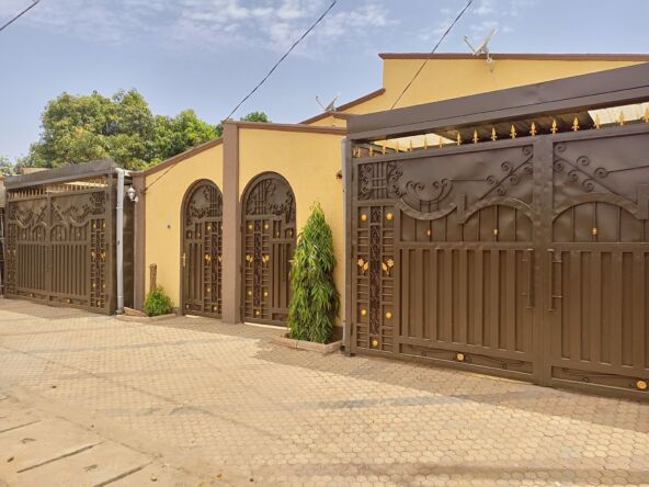 VILLAS JUMELEES DE 3 CHAMBRES EN LOCATION A KOURITENGA