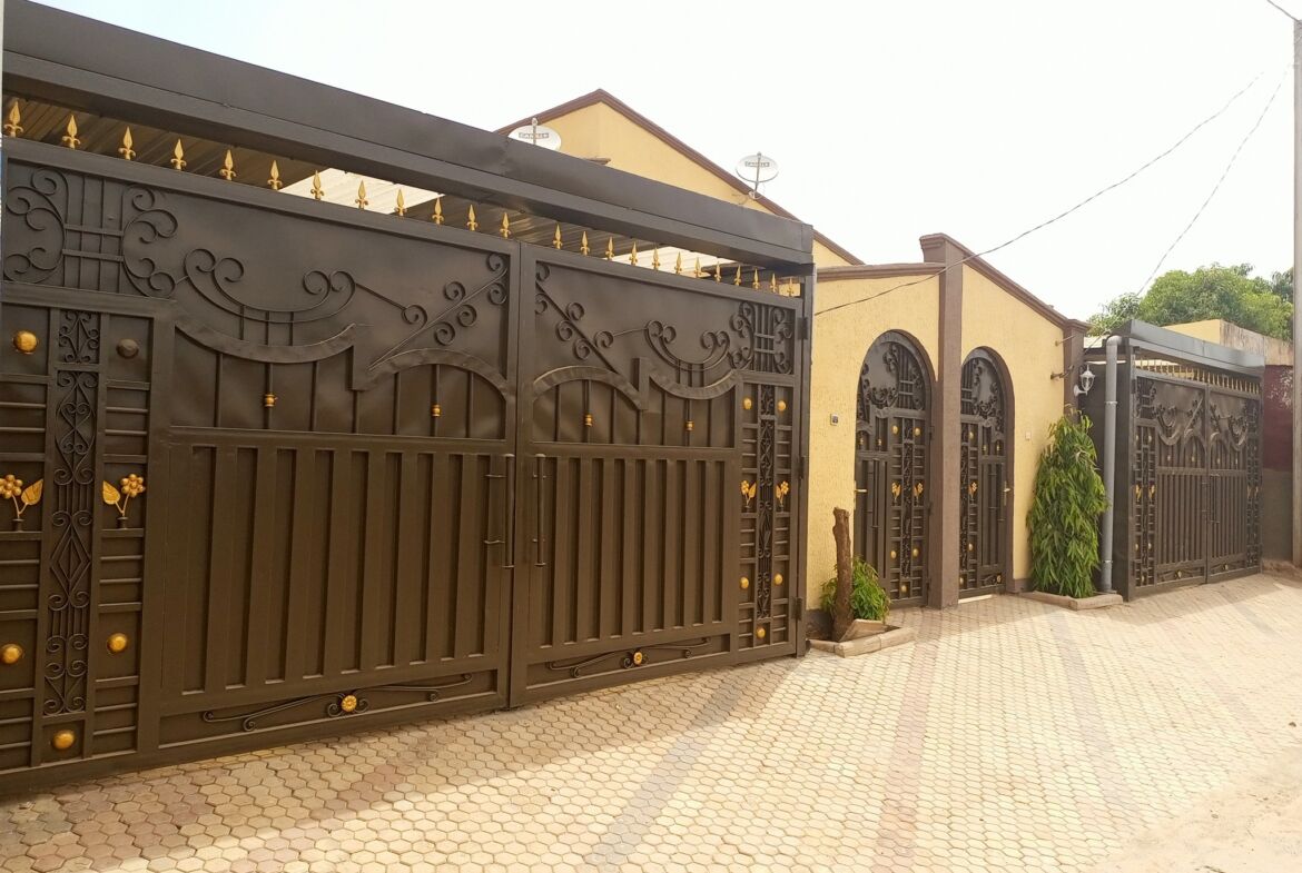 VILLAS JUMELEES DE 3 CHAMBRES EN LOCATION A KOURITENGA