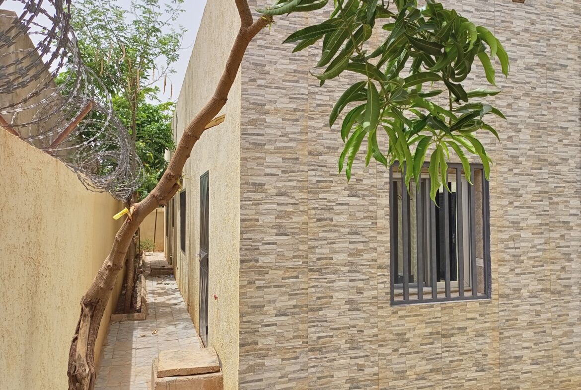 2 minivillas en location à Tengandogo nouvelles constructions