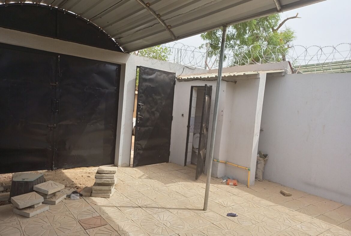 02 mini villas en location à Tampouy