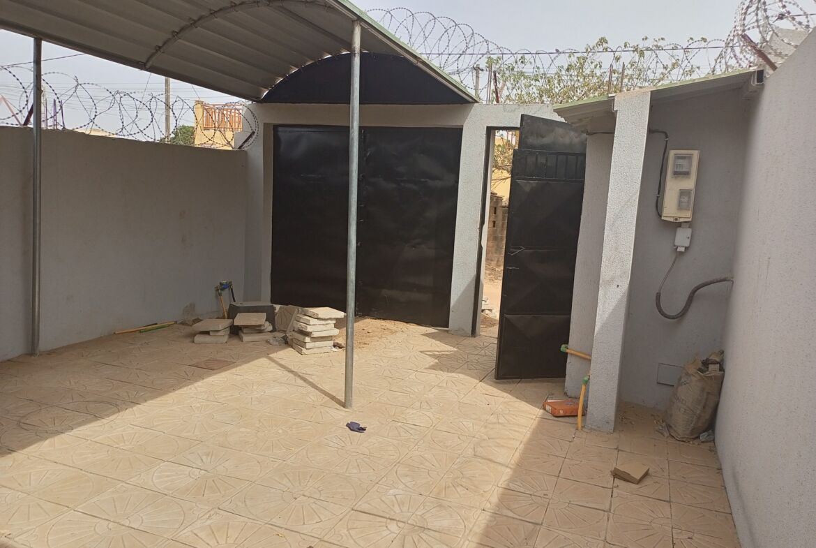 02 mini villas en location à Tampouy