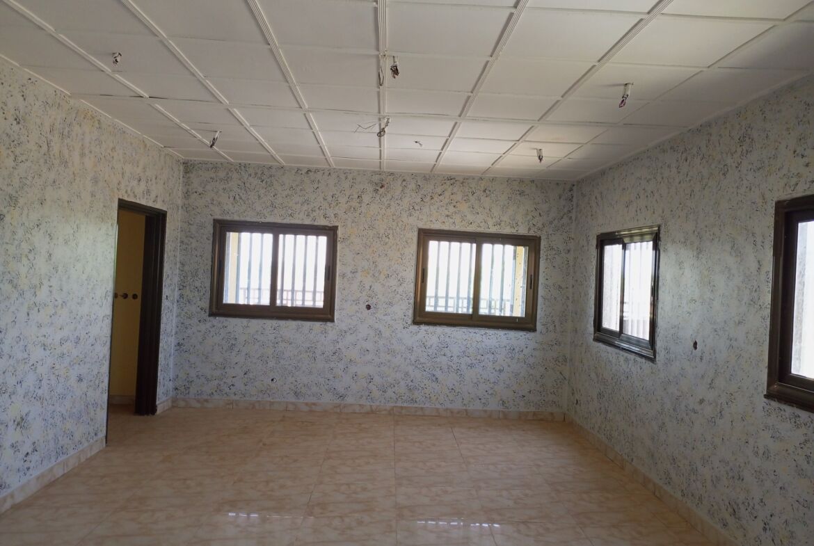 Duplex de 6 chambres nouvelle construction en location à Bangporé sur Perfector Immobilier