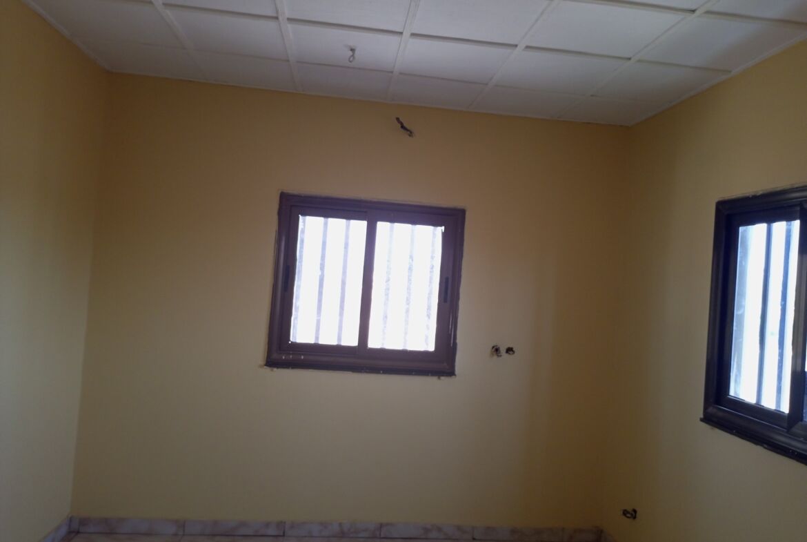 Duplex de 6 chambres nouvelle construction en location à Bangporé sur Perfector Immobilier