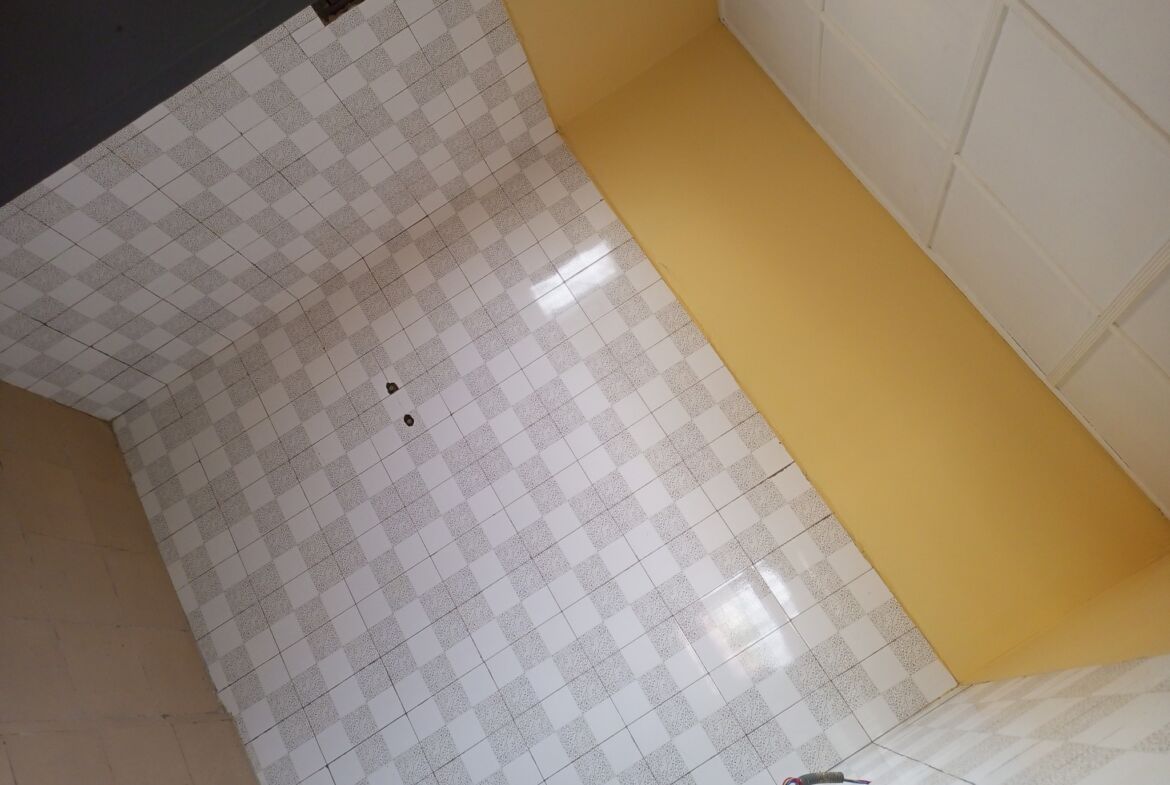 Duplex de 6 chambres nouvelle construction en location à Bangporé sur Perfector Immobilier