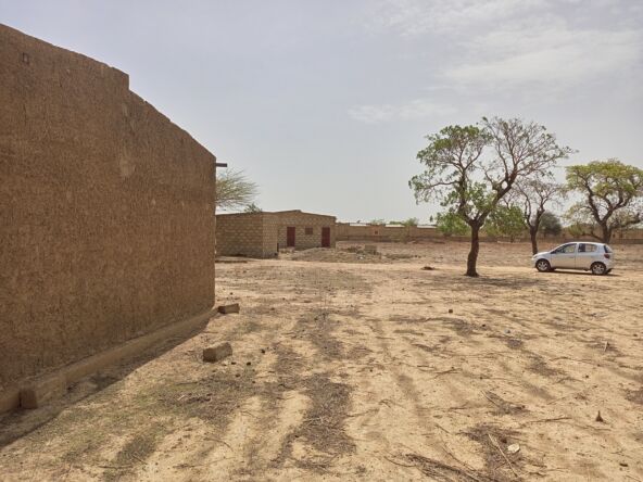 Un terrain de 11 768 M² en vente à Loumbila