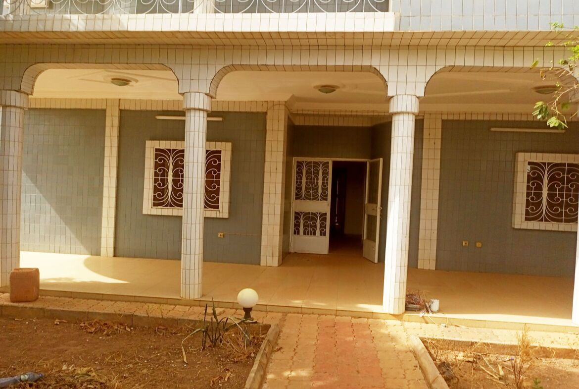 Complexe immobilier en vente à Ouaga2000 Zone A