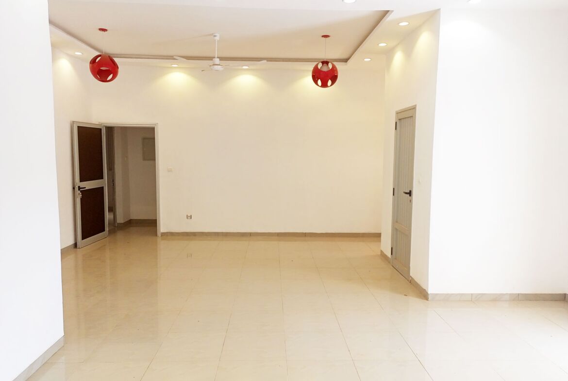 Une villa de 3 chambres en location à Zagtouli²