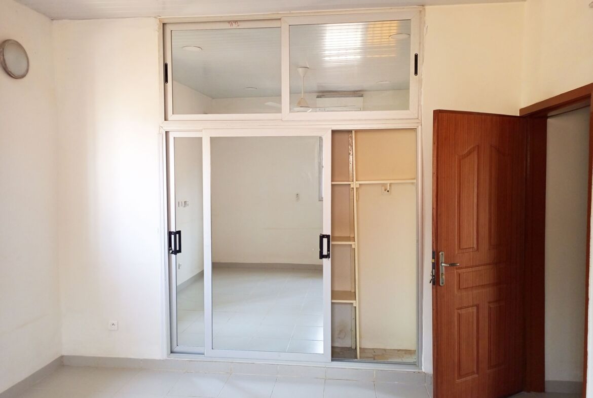Une minivilla de 2 chambres en location à Wayalghin sur Perfector Immobilier
