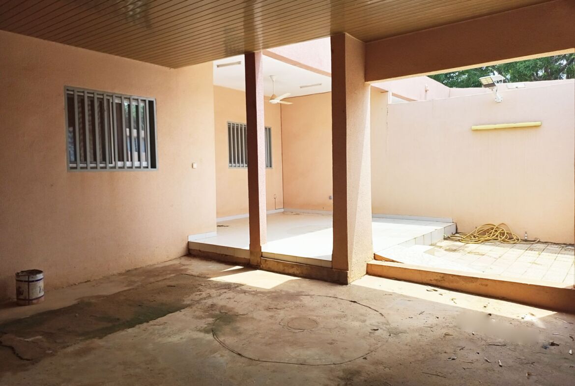 Une minivilla de 2 chambres en location à Wayalghin sur Perfector Immobilier